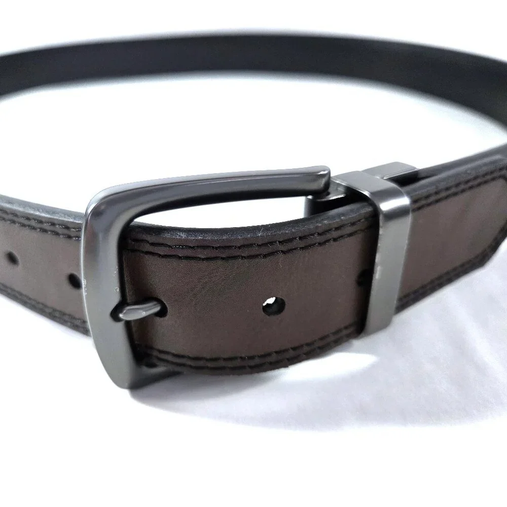 NWOT Leather Brown & Black Reversible Belt with Gunmetal Buckle Size 44